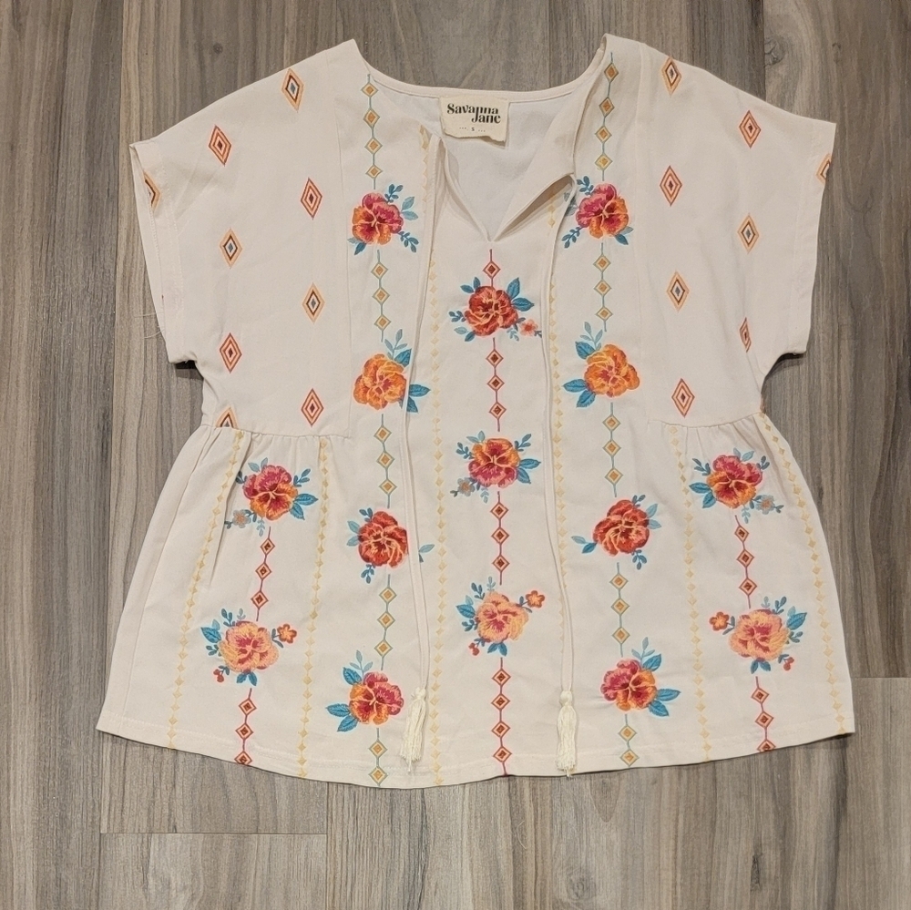 Savanna Jane White Embroidered Summer Top Blouse women's size small